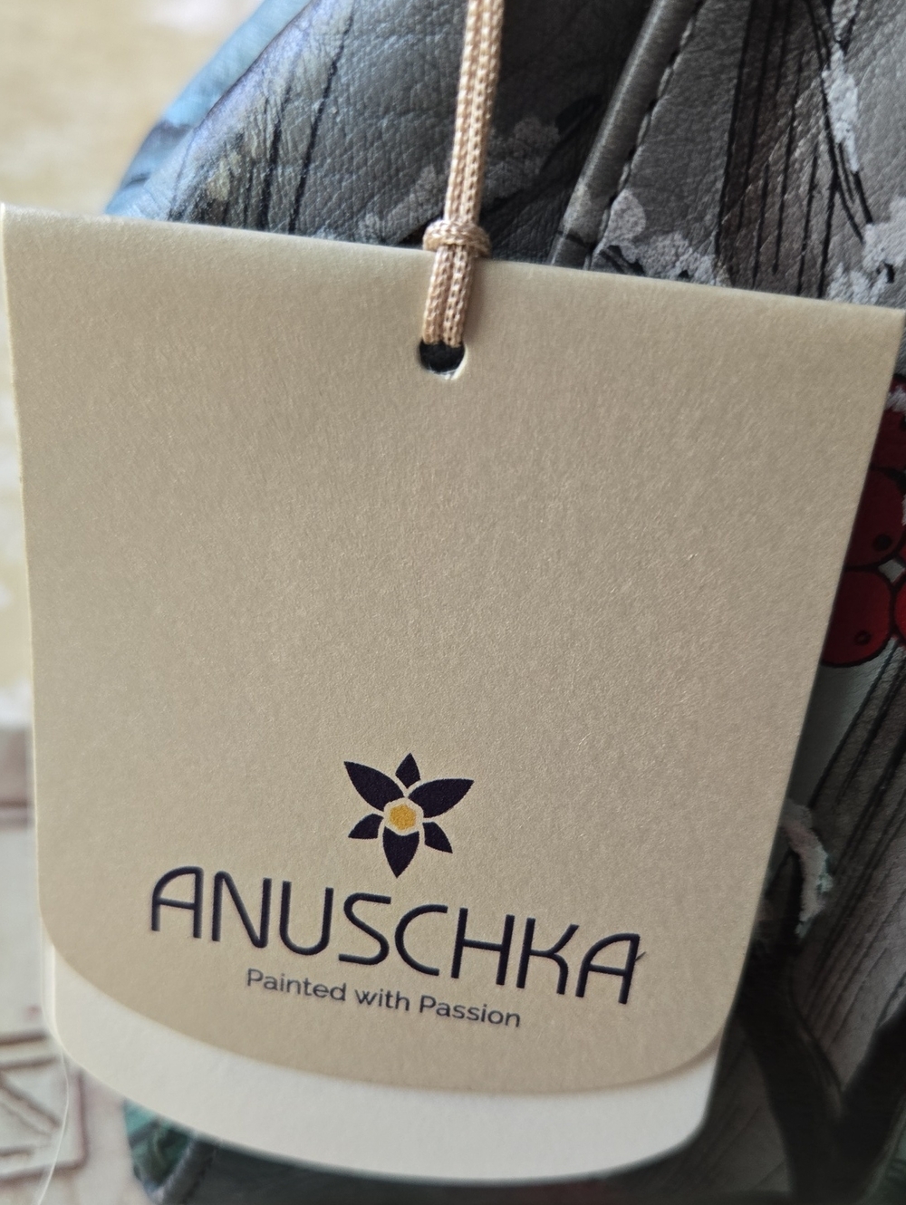 Anuschka Multicolor Cardinal Print Leather Tote with Gold Accents - Picture 6 of 13
